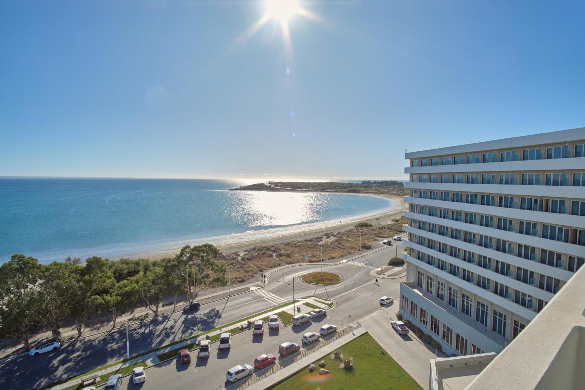 Hotel Rayentray Puerto Madryn Esterno foto