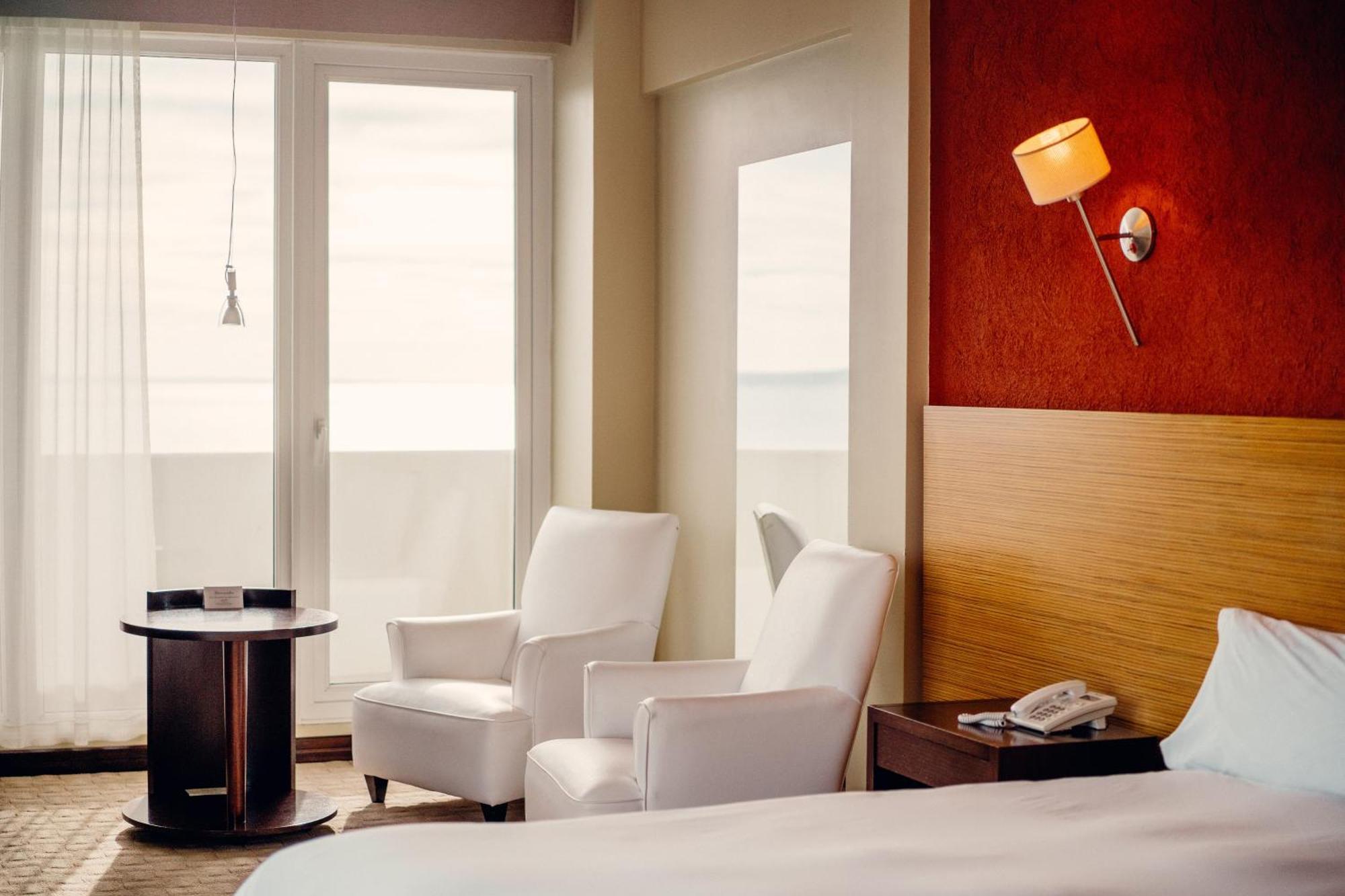 Hotel Rayentray Puerto Madryn Esterno foto