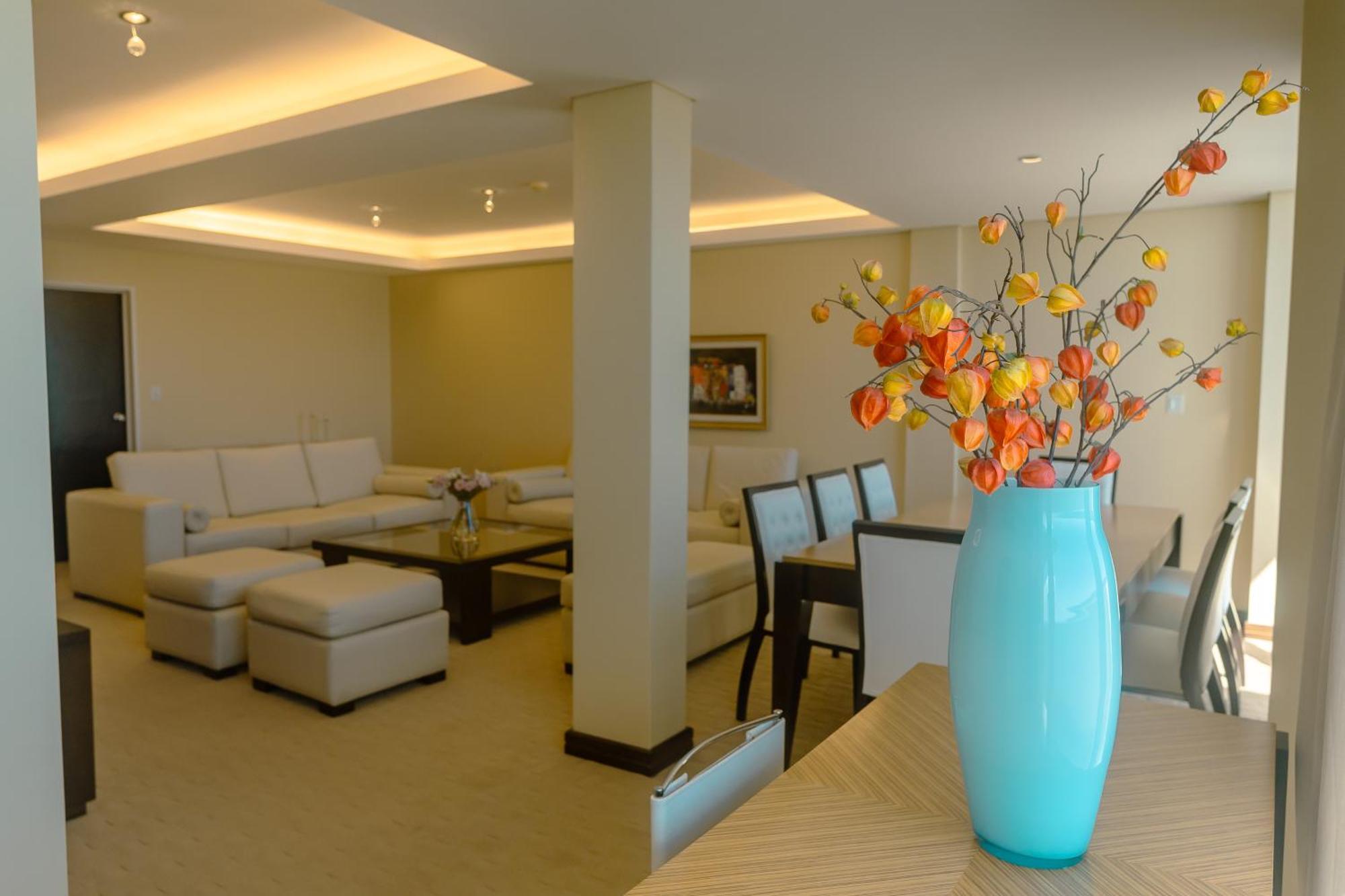 Hotel Rayentray Puerto Madryn Esterno foto